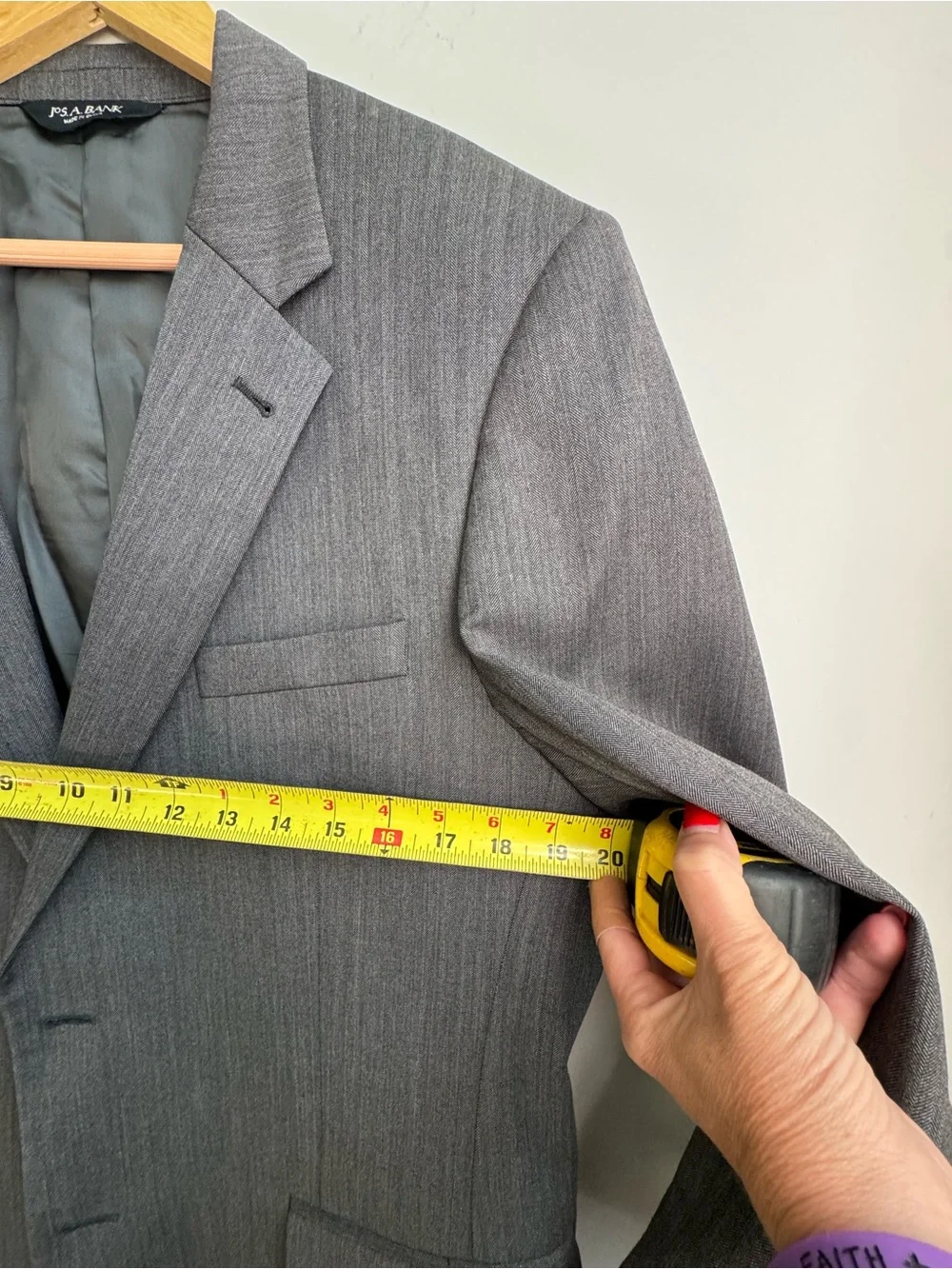 Jos. A. Bank Men's Dark Charcoal Two-Button Suit Blazer